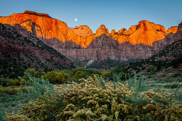 Moonset at Sunrise, Towers of the Virgin