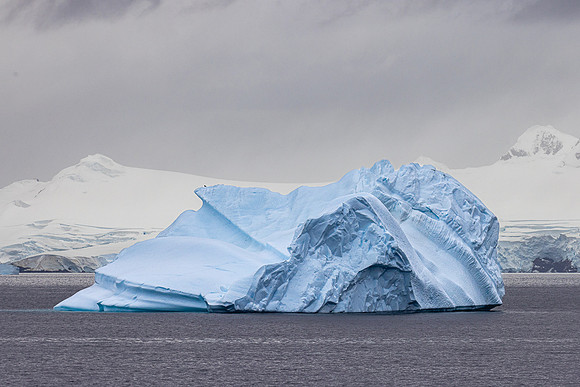 Iceberg 1