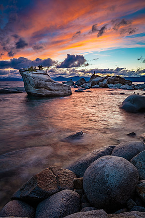 Bonzi Rock Twilight, Lake Tahoe