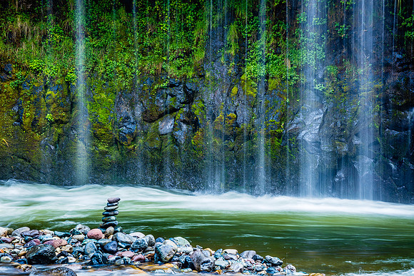 Cairn at Rivers Edge, Mossbrea Falls