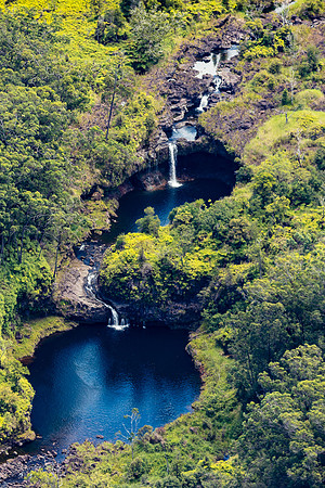Hawaii Falls