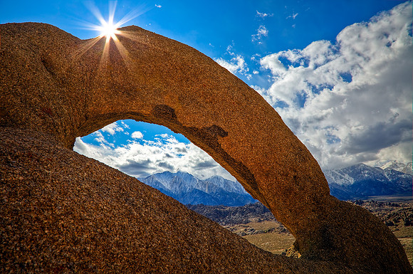 Eye of Alabama, Alabama Hills