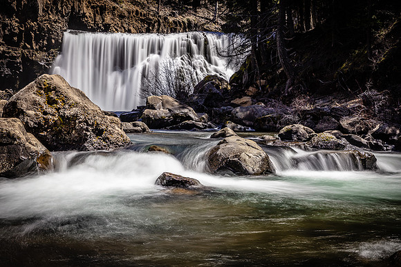 Middle McCloud Falls from River Level