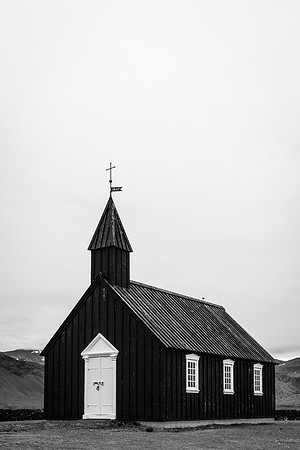 Black Church of Búdir (B&W)