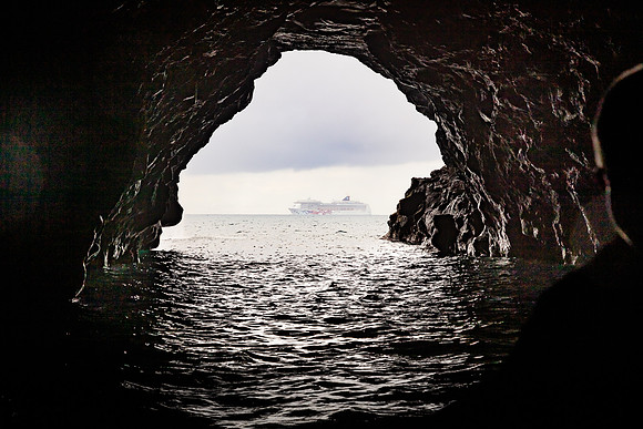 Cruise Ship Cave, Kauai