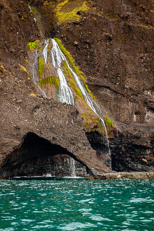 Napali Coast Arch & Waterfall, Kauai