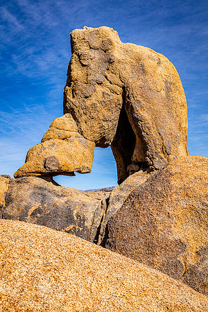 Lady Boot Arch, Alabama Hills