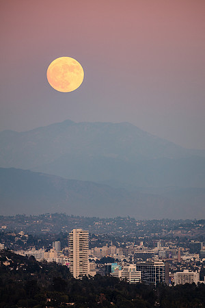 Super-moon from the Getty Museum