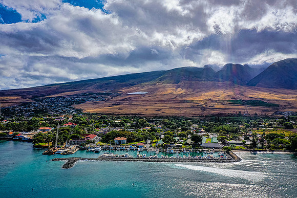 Lahina Habor, Maui
