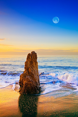 Full Moon Setting Over Malibu Sea Stack