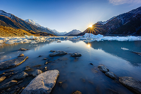 Sunrise Over Lake Tasman, Aoraki/Mt. Cook NP