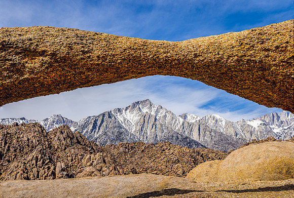 Lathe Arch & Lone Pine Peak, Alabama Hills