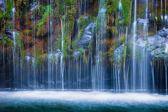 Liquid Curtian, Mossbrea Falls