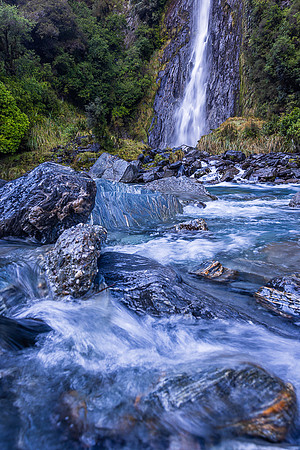 Rapids at Thunder Creek Falls, Haast River Valley